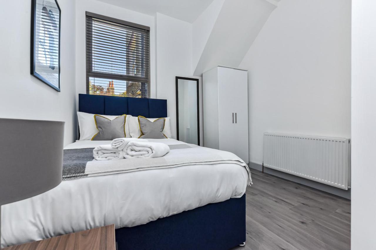 Lovely 2 Bedroom Apartment In Greater London Exterior photo